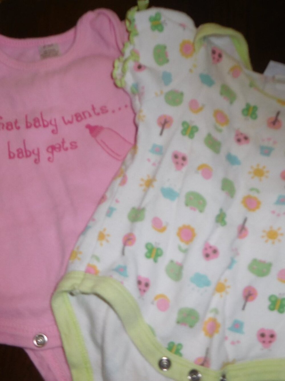 2 (6-9 mos) Onsies